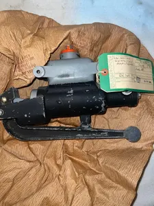 204-076-036-5 Bell Helicopter Hydraulic Master Cylinder Brake Assy